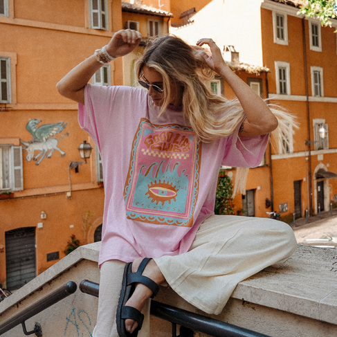 NOTICE THE RECKLESS NOTICE THE RECKLESS GOOD VIBES OVERSIZED TEE