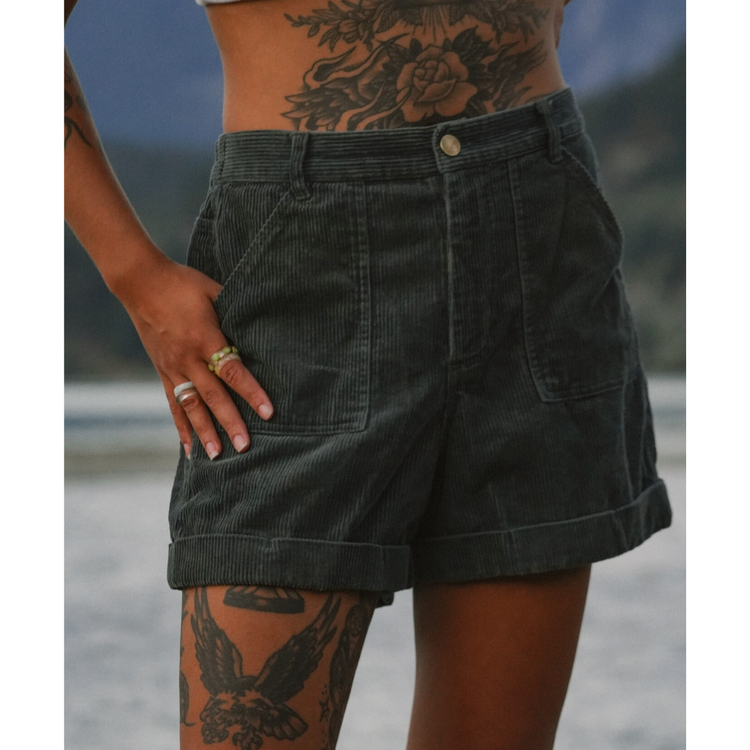 NOTICE THE RECKLESS NOTICE THE RECKLESS TEAL CORDUROY SHORT