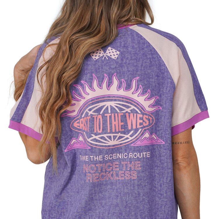 NOTICE THE RECKLESS NOTICE THE RECKLESS Scenic Route Raglan Oversized Tee