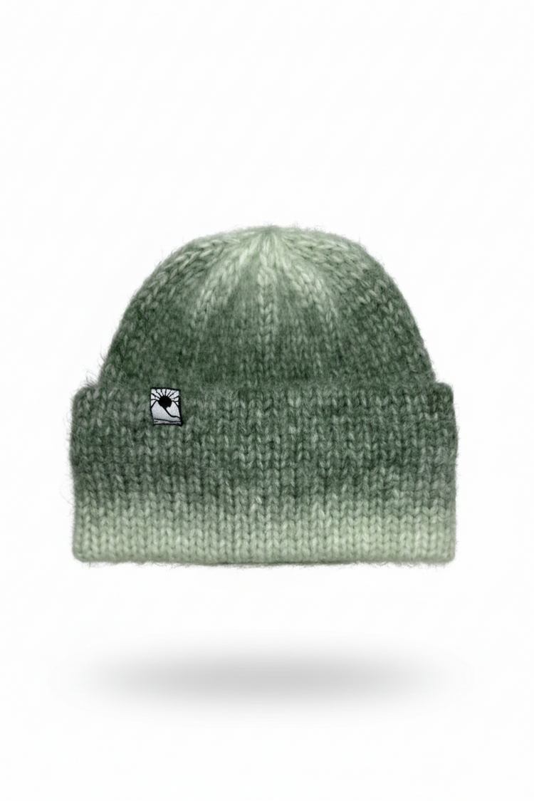 NOTICE THE RECKLESS NOTICE THE RECKLESS Alpine Gradient Chunky Beanie