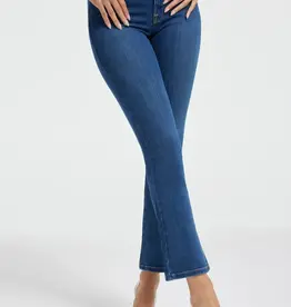 Good American Good Legs Straight Jean - Alandrea