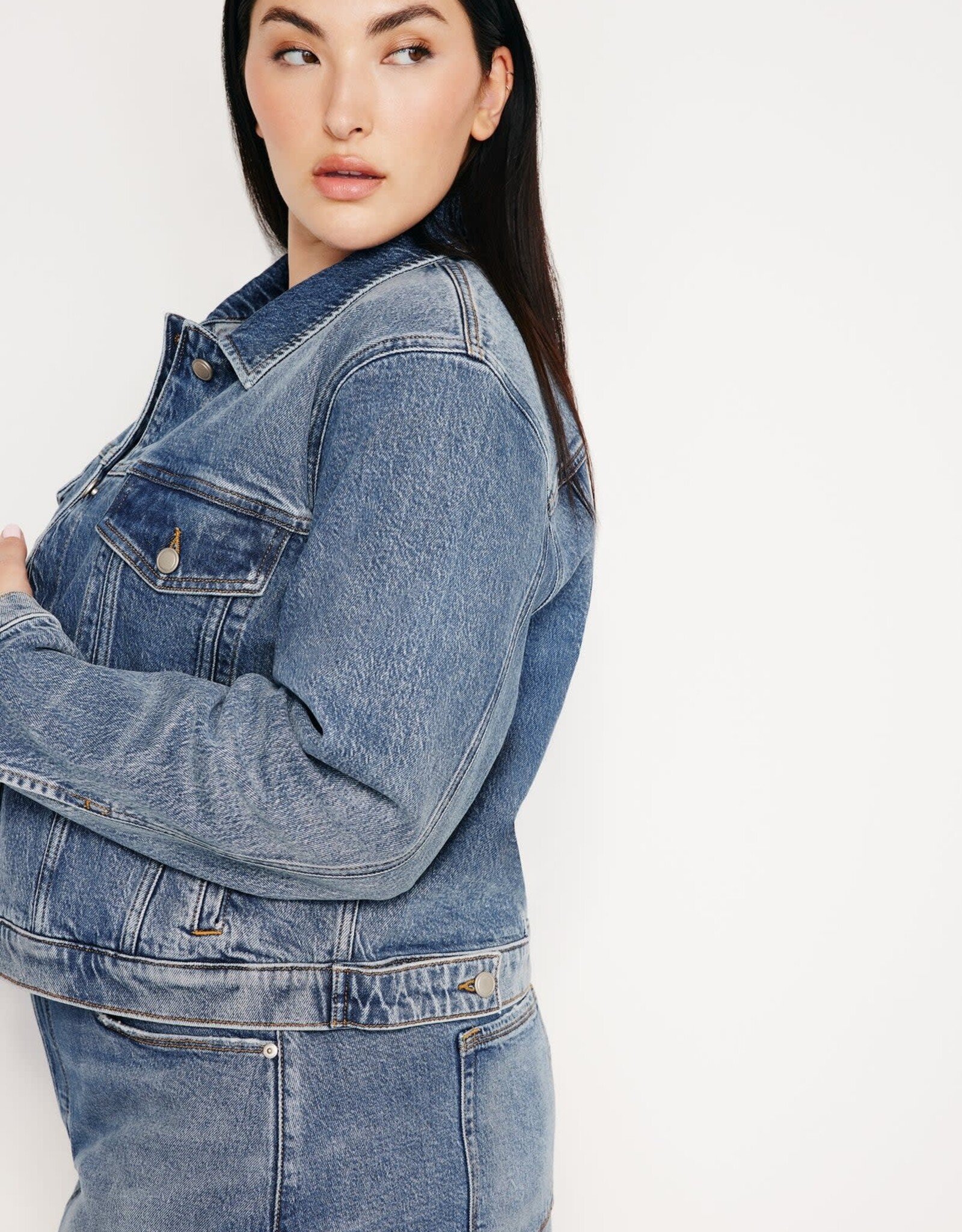 Good American Good American Classic Denim Jacket