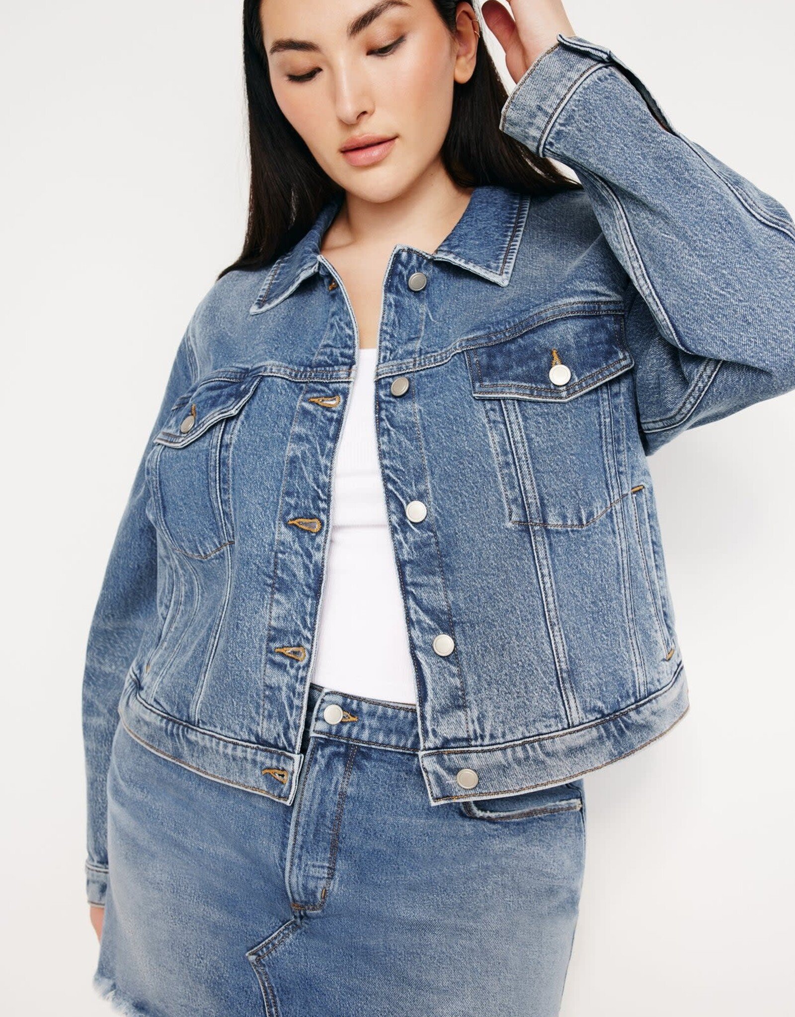 Good American Good American Classic Denim Jacket