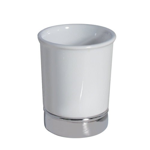 Gobelet de salle de bain blanc et chrome York par Interdesign Gobelet de salle de bain blanc et chrome York par Interdesign
