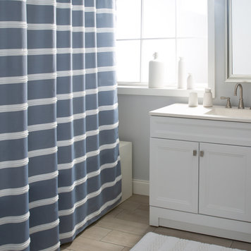 MODA AT HOME Rideau de douche en tissu lyndale 71 x 71po bleu raye blanc