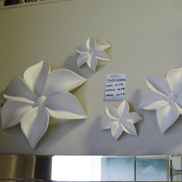 d- MOYENNE FLEUR EN PORCELAINE MURALE BLANCHE