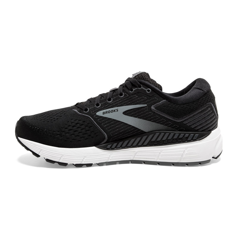 Brooks Men's Beast 20