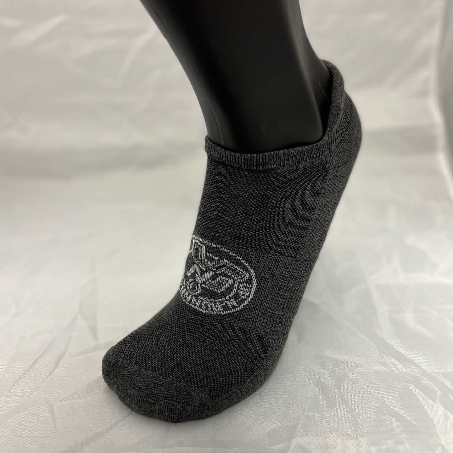 Up-N-Running Logo No Show Socks