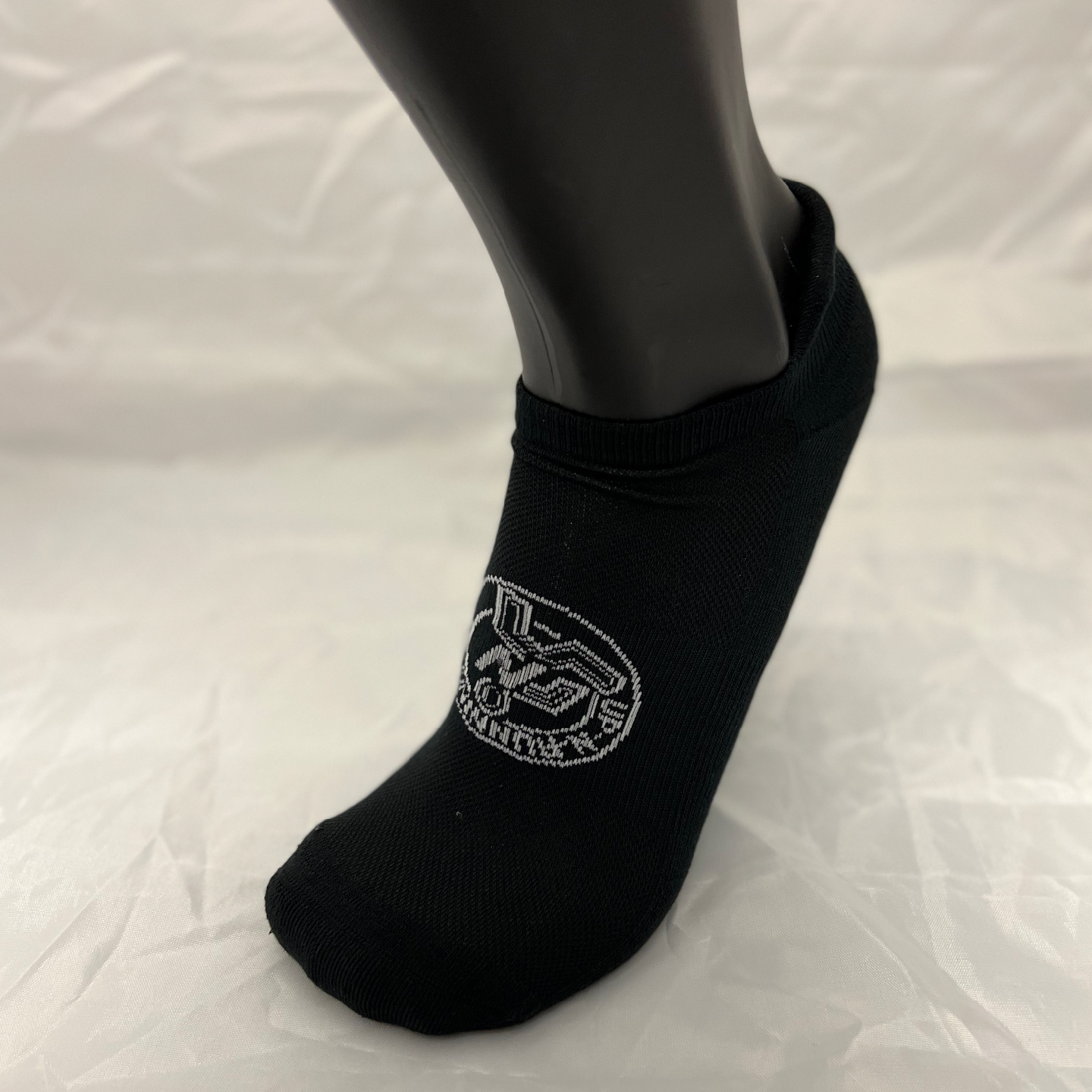 Up-N-Running Logo No Show Socks