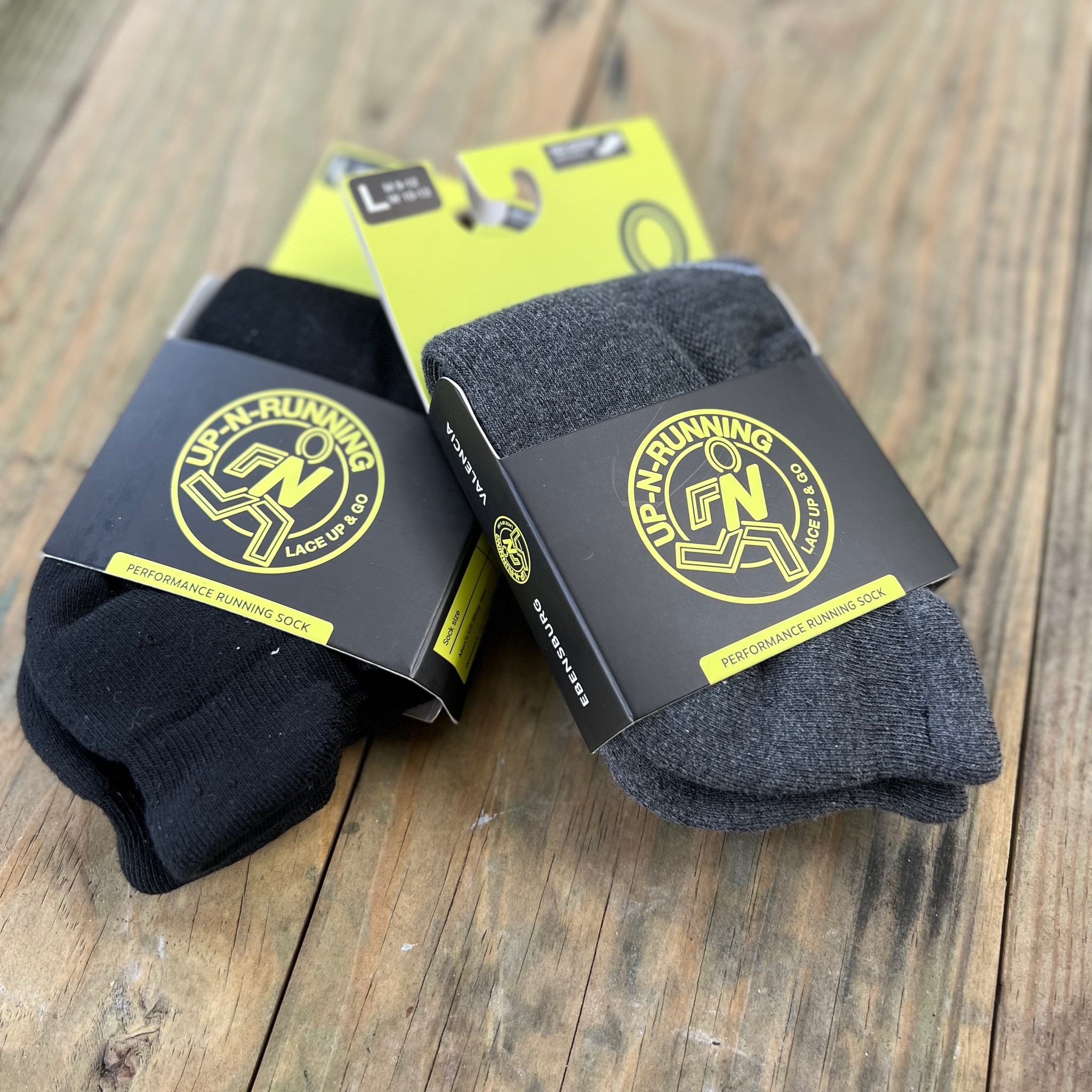 Up-N-Running Logo No Show Socks