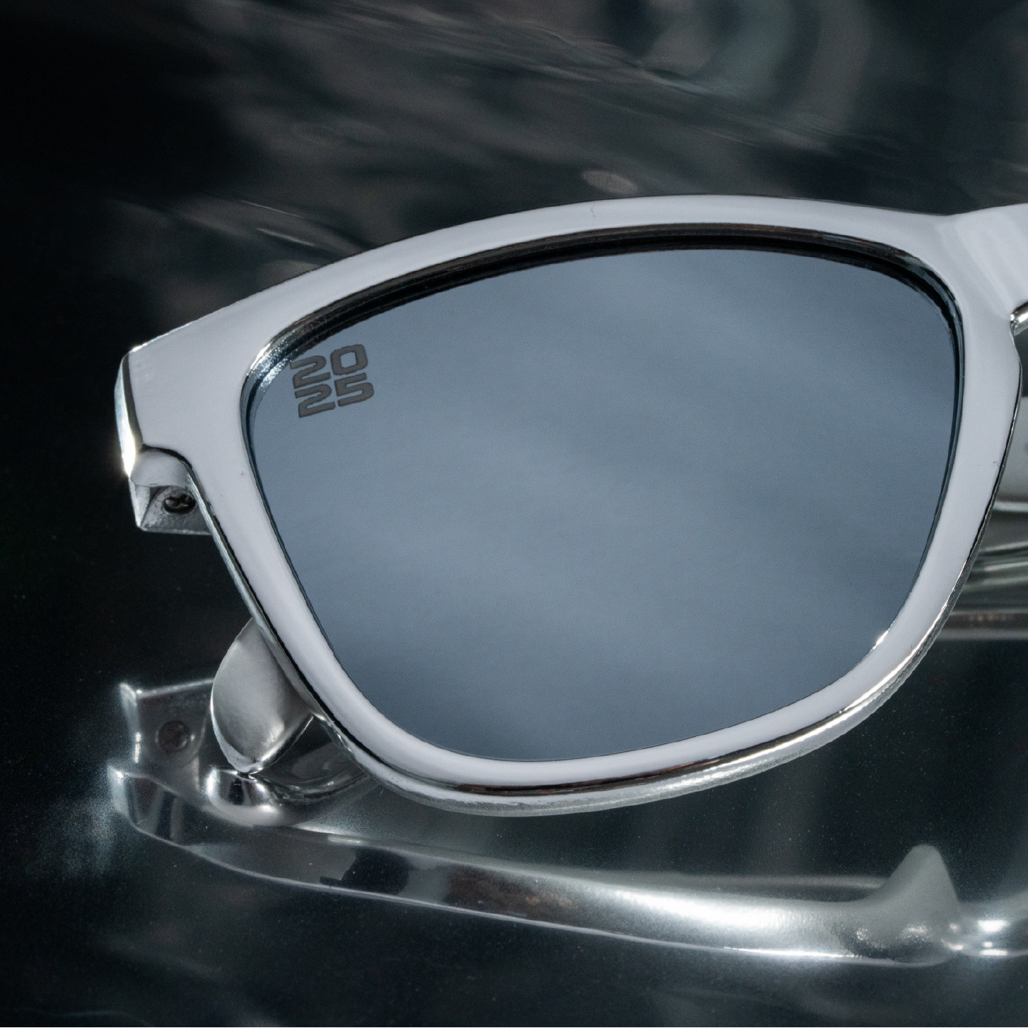 goodr Chrome by Midnight