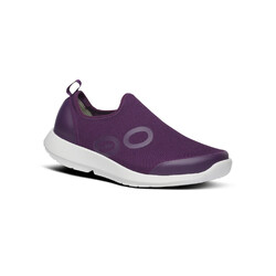 OOfos OOmg Sport Low Shoe, Amethyst