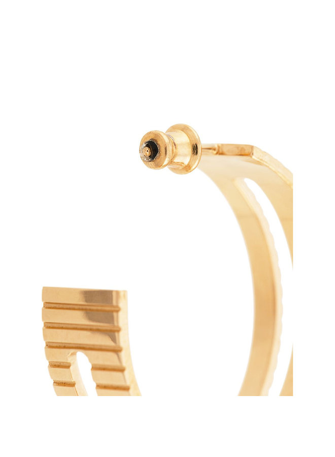 Slot Hoops in Gold