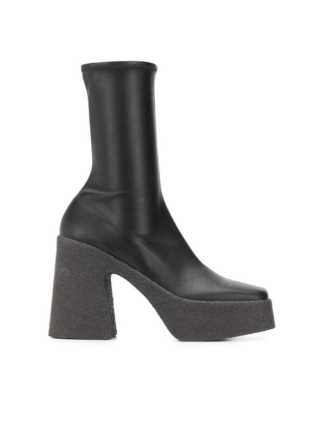 Platform Ankle Boots in Faux Leather in Black