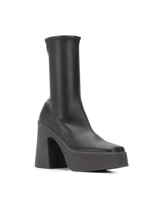 Platform Ankle Boots in Faux Leather in Black