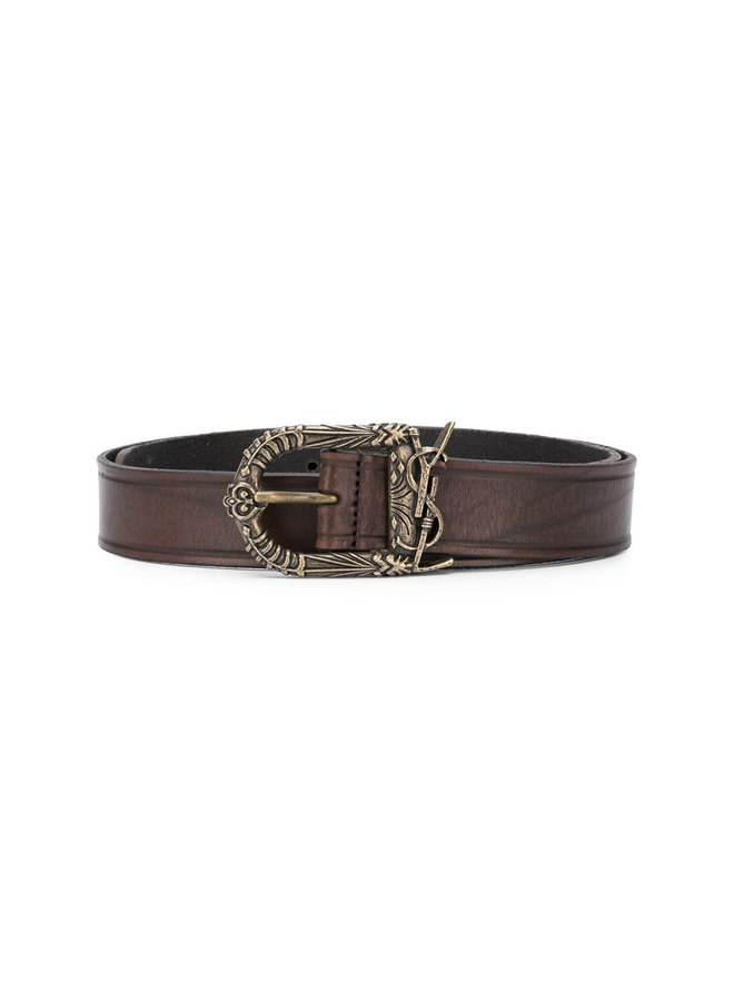 Engraved Buckle Logo Belt in Leather in Brown