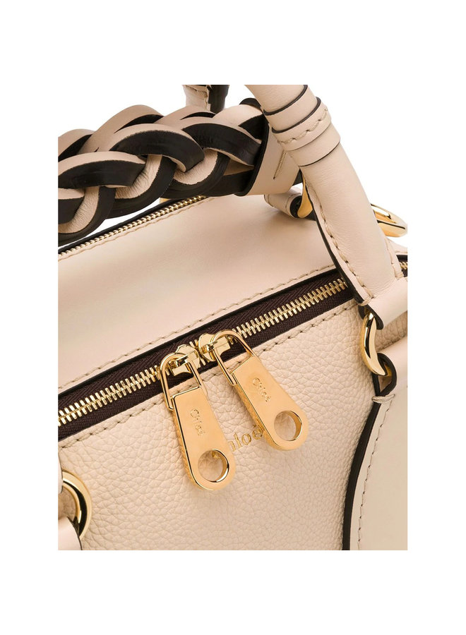 Daria Small Tote Bag in Leather in Sweet Beige