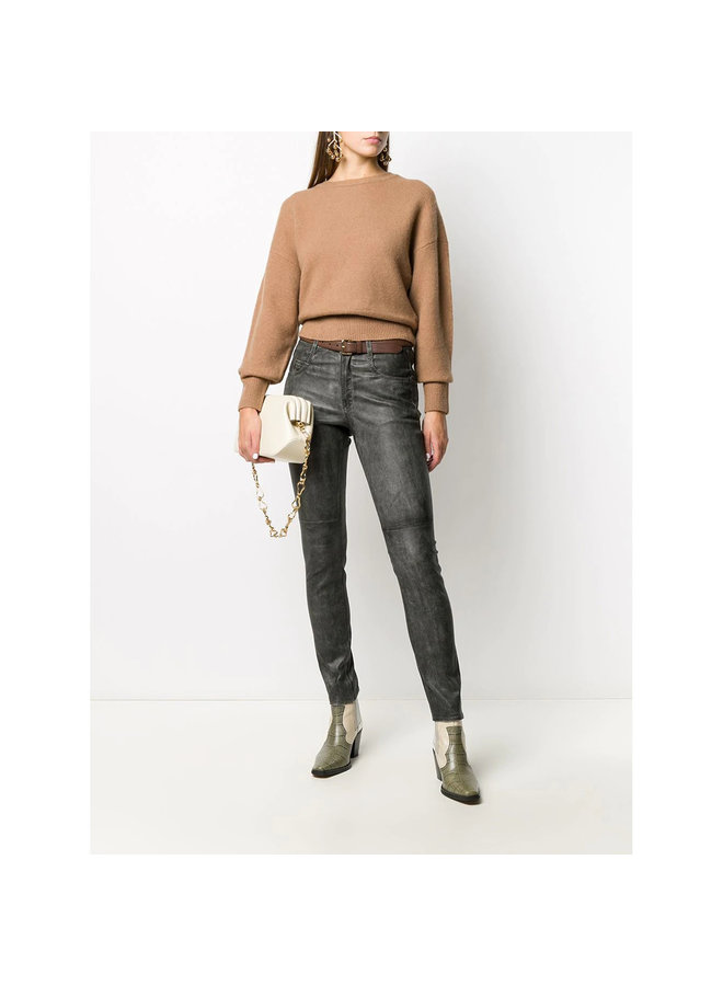 Round Neck Knitwear Top in Wool in Camel