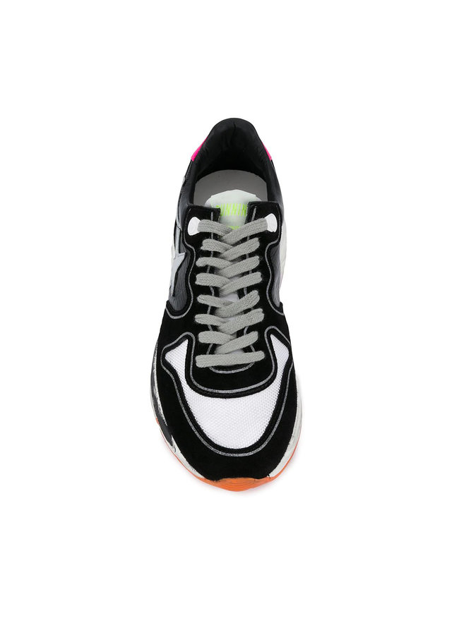 Running Sole Sneakers in Leather in Black