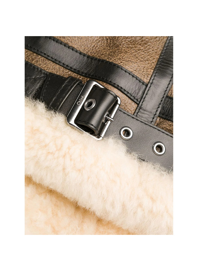 Short Coat in Shearling Leather in Brown