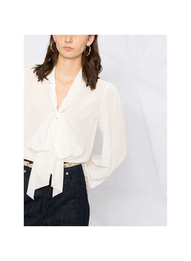 Long Sleeve Pussy-bow Blouse in Silk in White