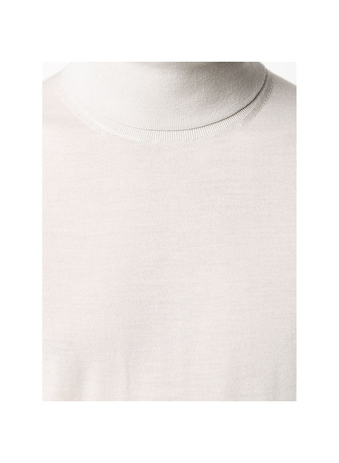 Turtleneck Knitted Jumper in Wool in Off White