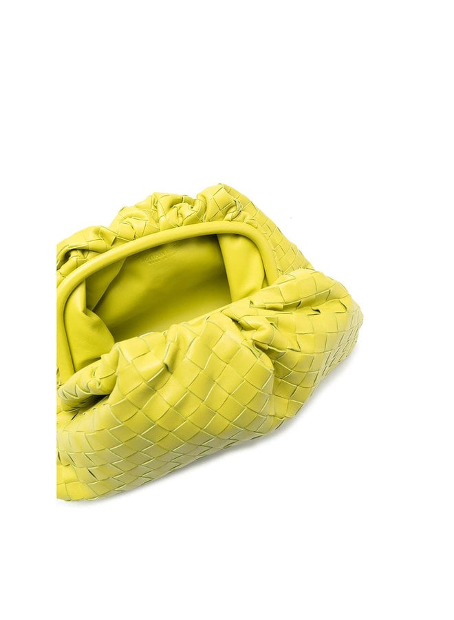 The Pouch Large Clutch Bag in Intrecciato Leather in Kiwi