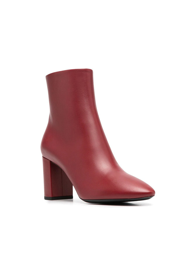 Mid Heel Ankle Boots in Leather in Opyum Red