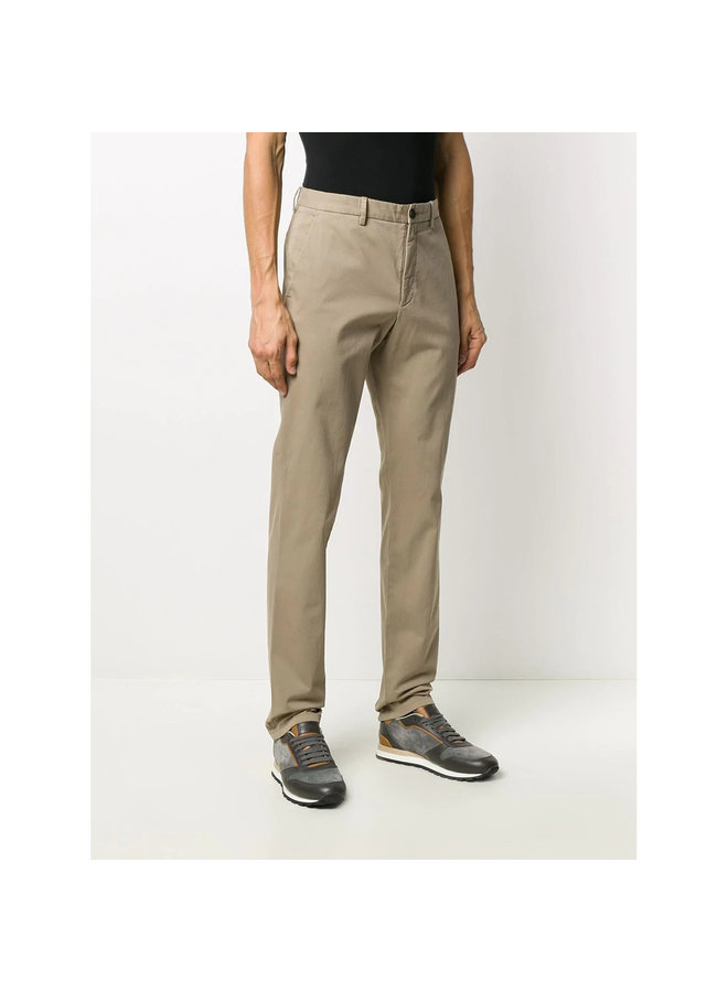 Straight Leg Casual Pants in Stretch Cotton in Camel
