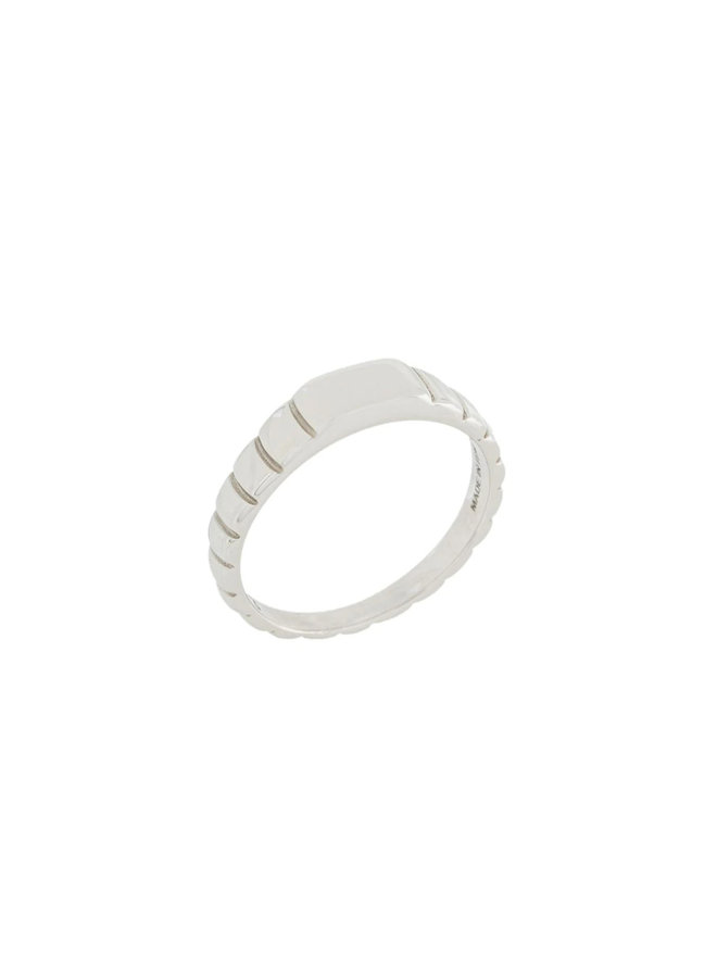 Skinny Signore Signet Ring in Silver