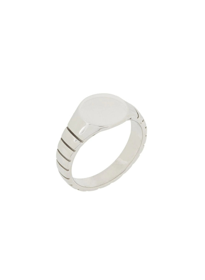 Signore Round Signet Ring in Silver