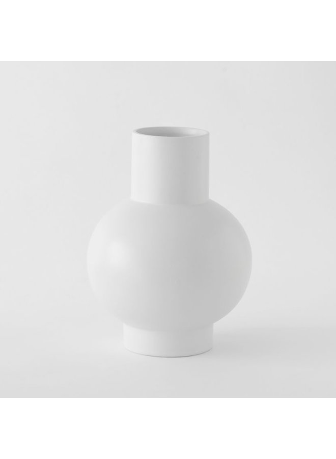 Nicholai Wiig-Hansen Strøm XL Vase in Vaporous Grey