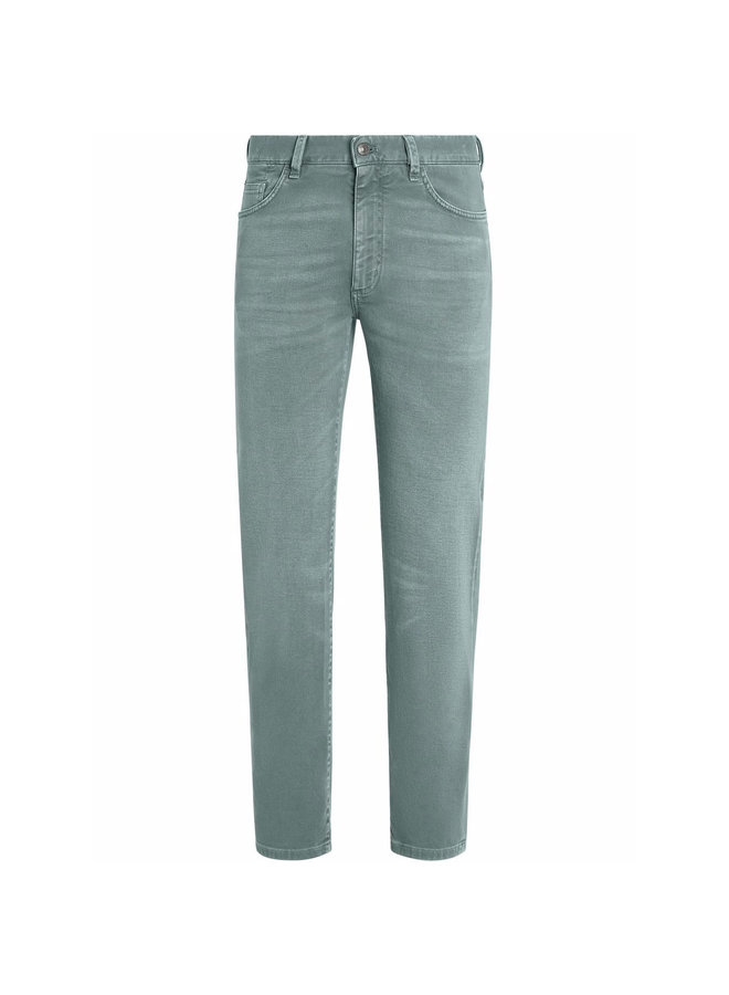 Tapered Leg Jeans in Pastel Green