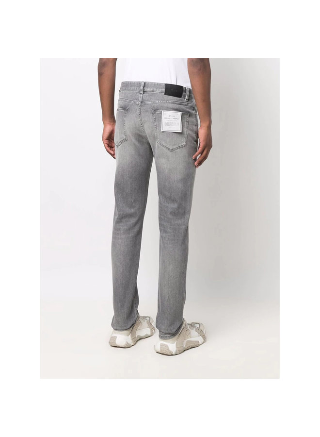 Slim Fit Jeans in Stone Wash Grey