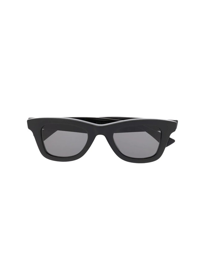 Square Frame Sunglasses in Black