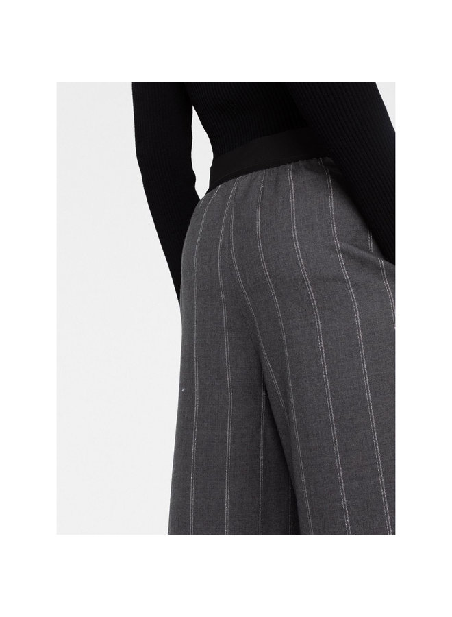 Pinstripe Cropped Pants in Grey Melange