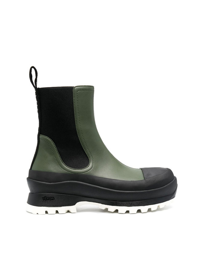 Trace Chelsea Boots in Military Green