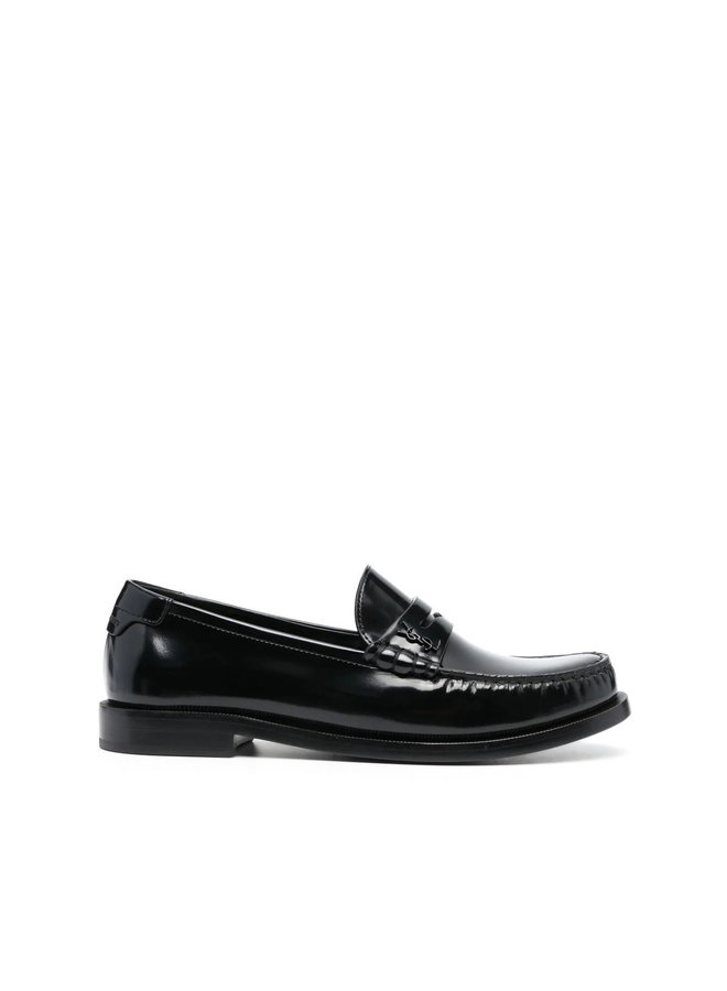 Le Loafer Flat Shoes in Black