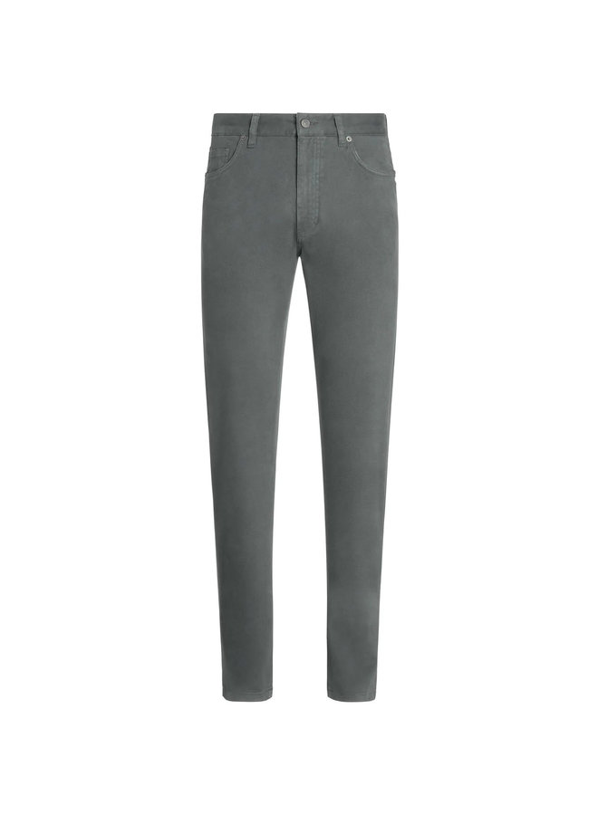 Garment-Dyed Tapered Jeans in Light Grey