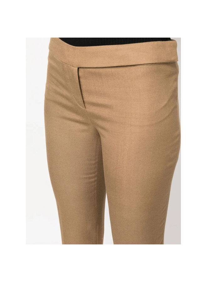 Low Rise Slim Leg Pants in Caramel