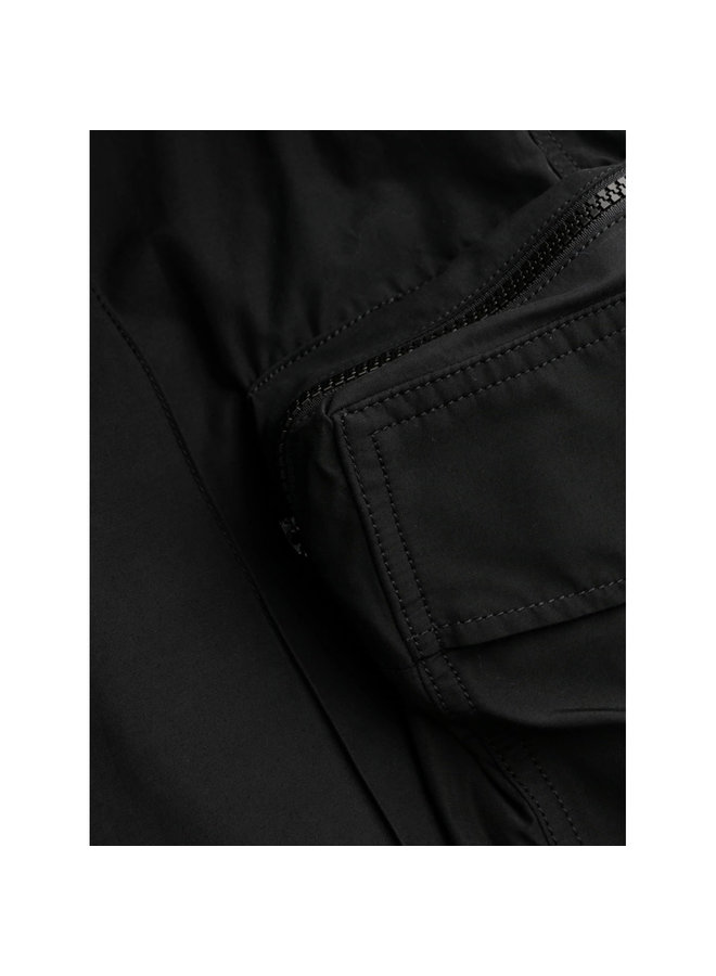 Balloon Leg Cargo Pants in Black