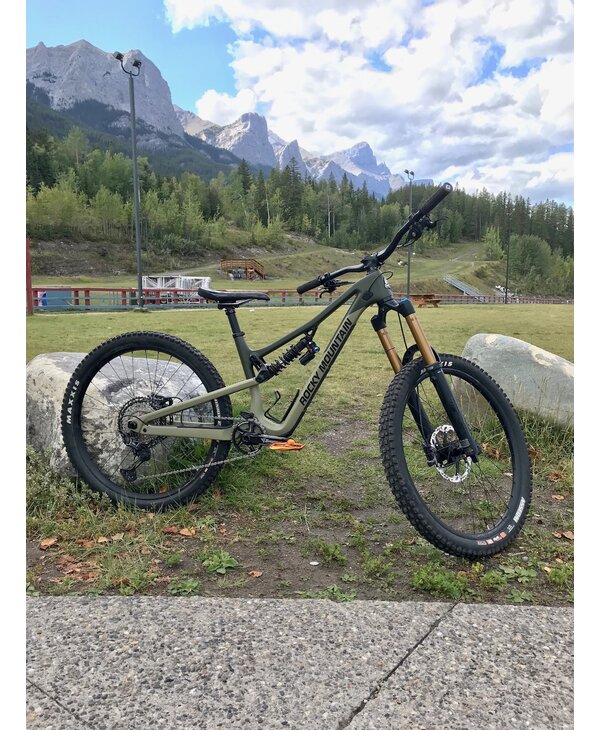 Rocky Mountain Altitude C70 Coil 2022/23 Staff Bike SM 27.5"