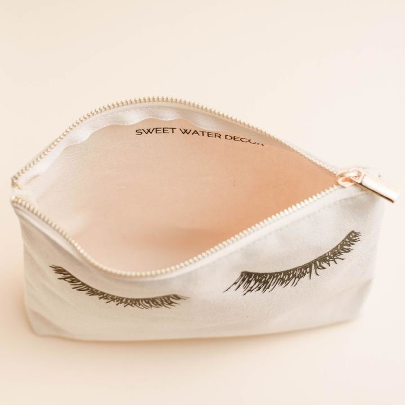 Sweet Water Decor Eyelash Dreamer Makeup Bag