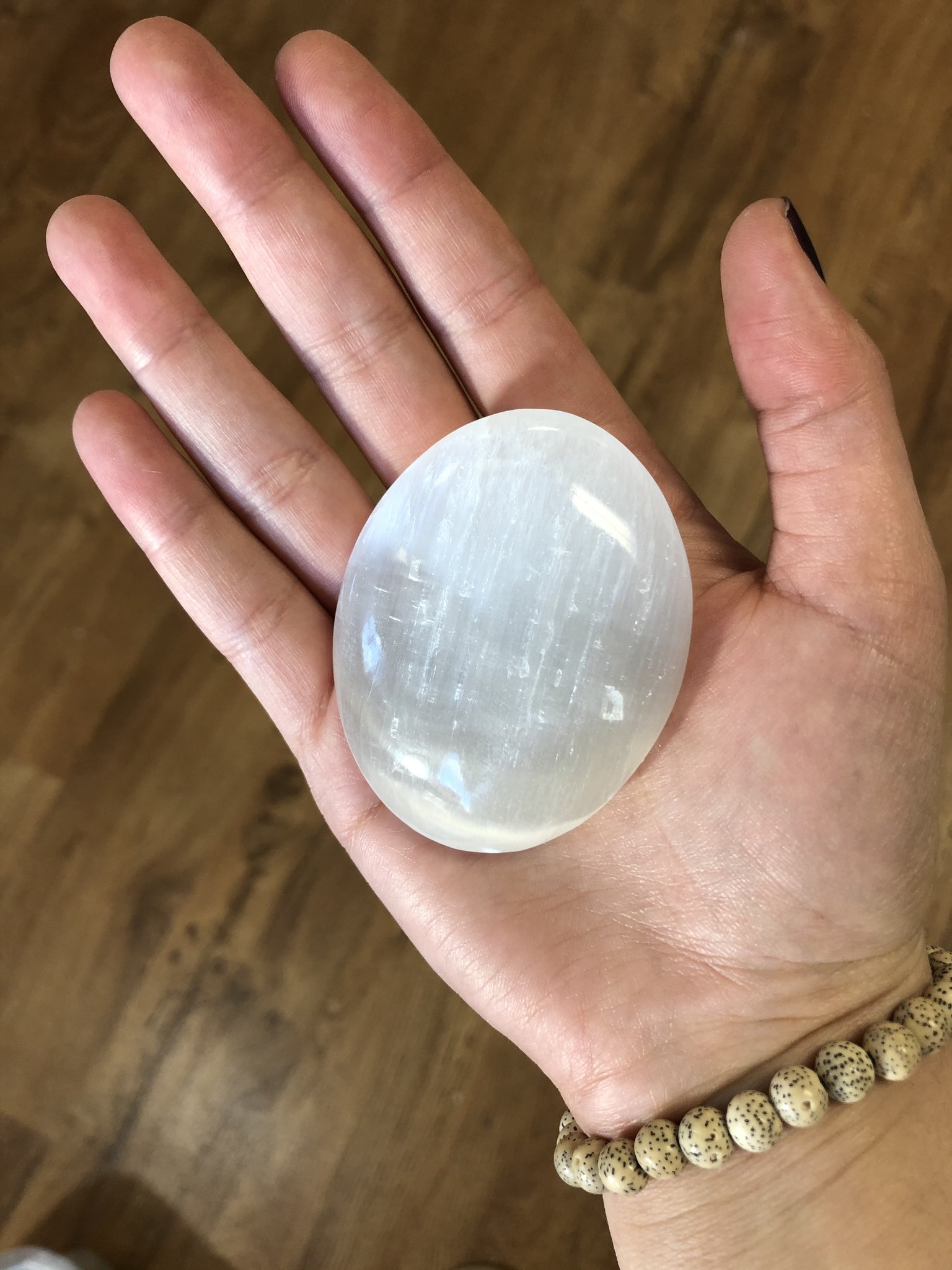 STONE SELENITE PALM LARGE