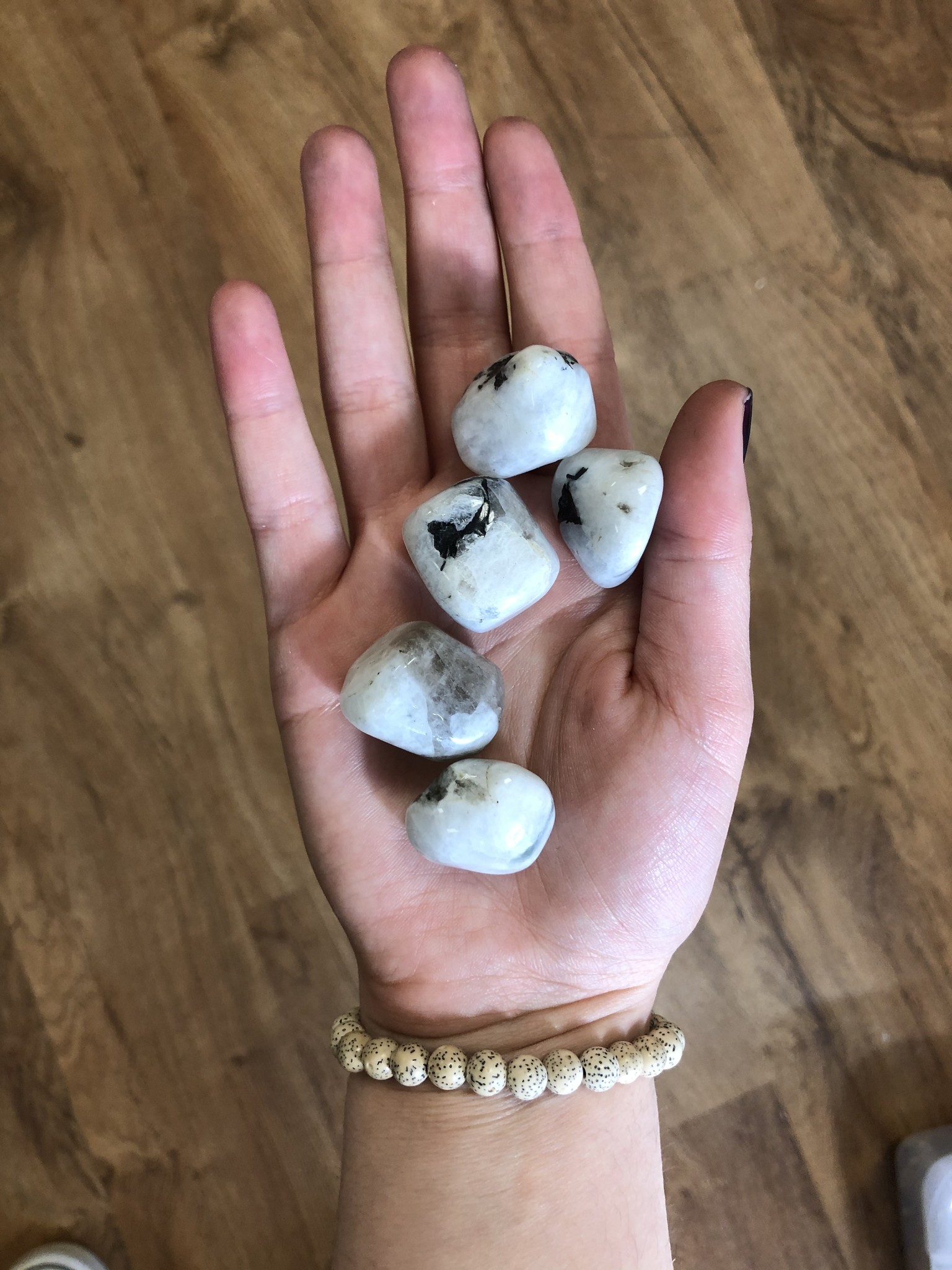 STONE RAINBOW MOONSTONE LARGE TUMBLED