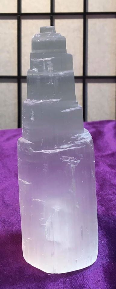STONE SELENITE TOWER 6 INCHES