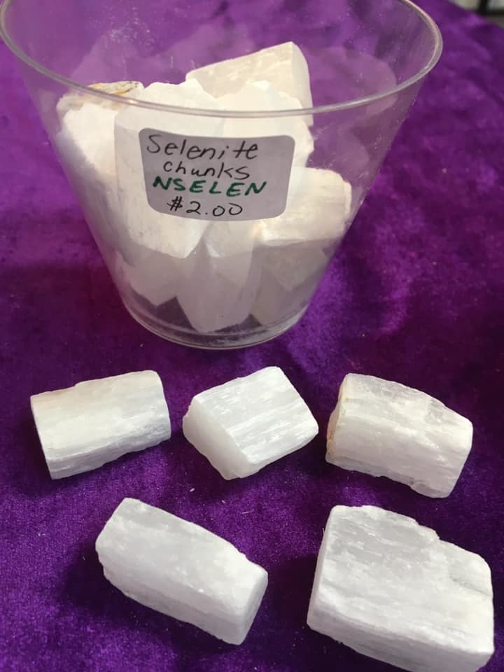 STONE SELENITE SMALL RAW CHUNK