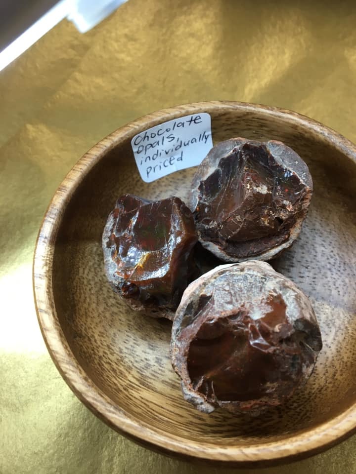 STONE CHOCOLATE OPAL FROM ETHIOPIA'S YITA RIDGE, MEDIUM