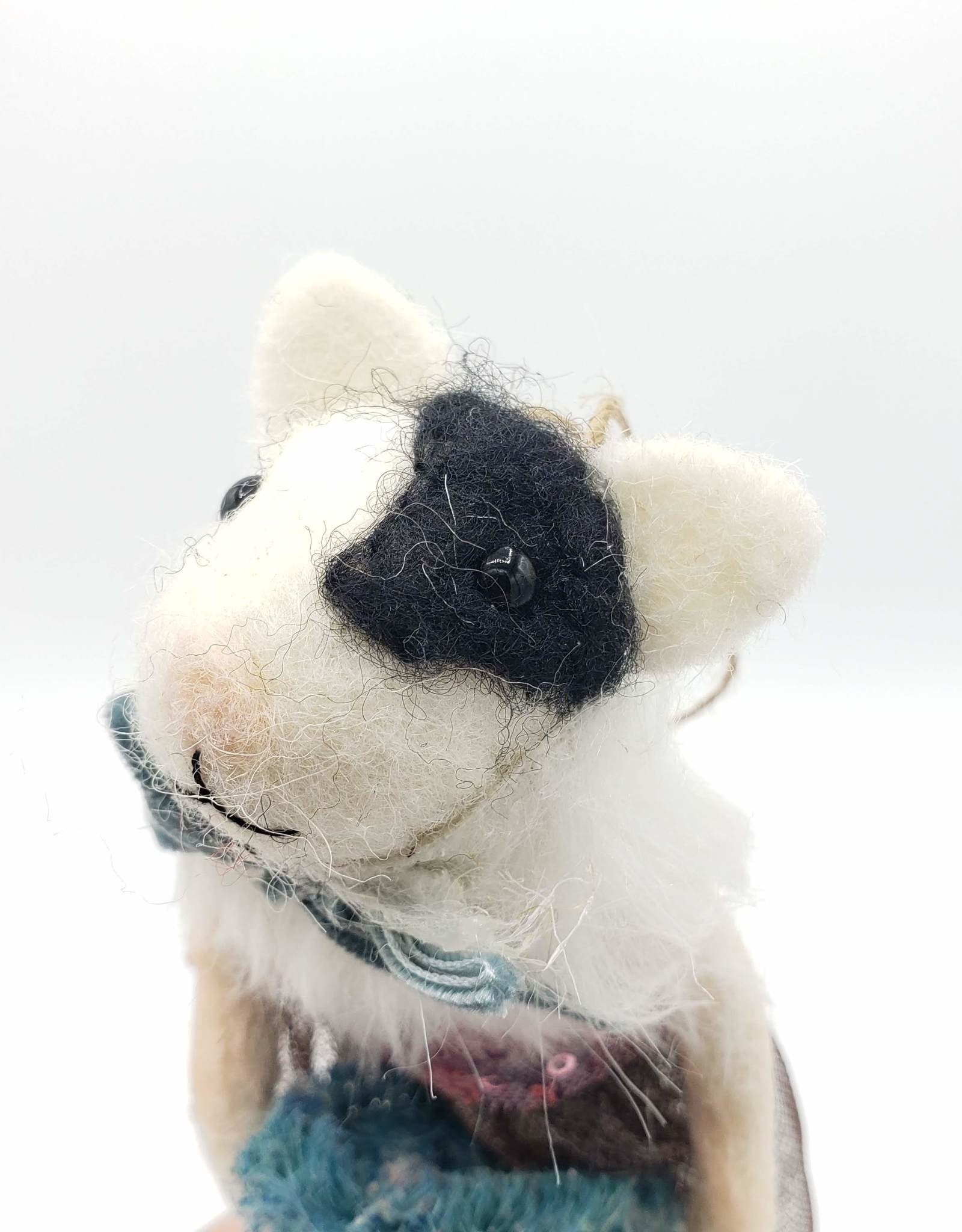 Vintage Style Felted Mouse Lady w/Tiny Wreath Ornament