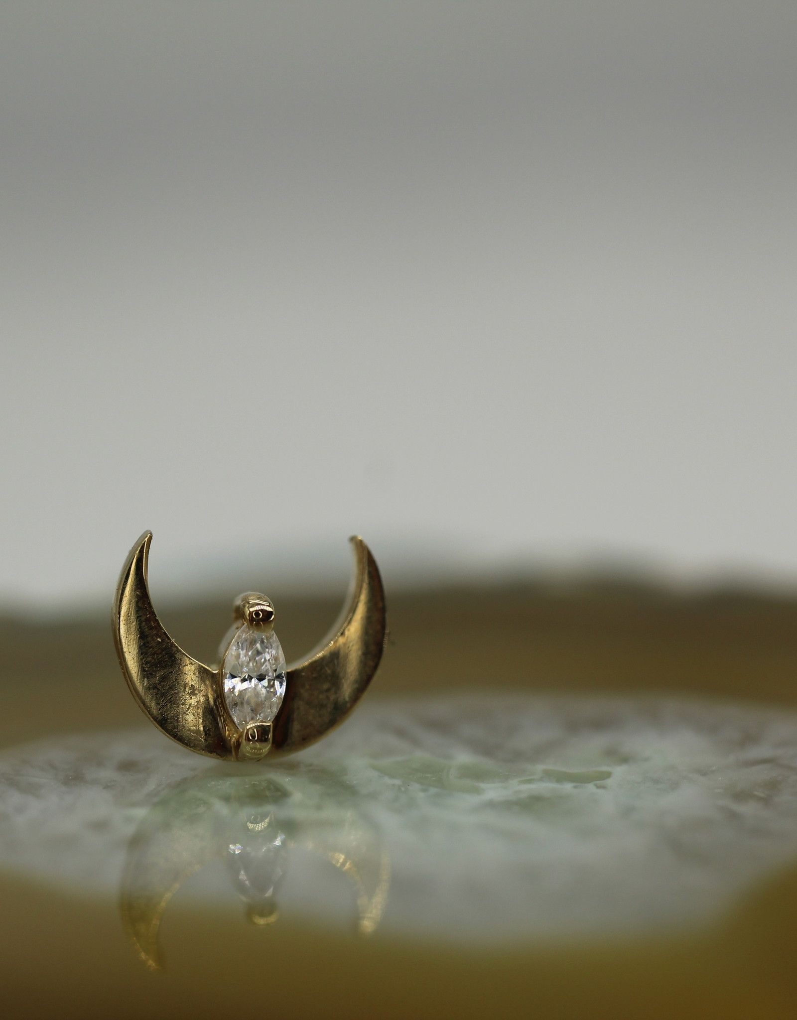 Junipurr Threadless Guardian Mercury Yellow Gold
